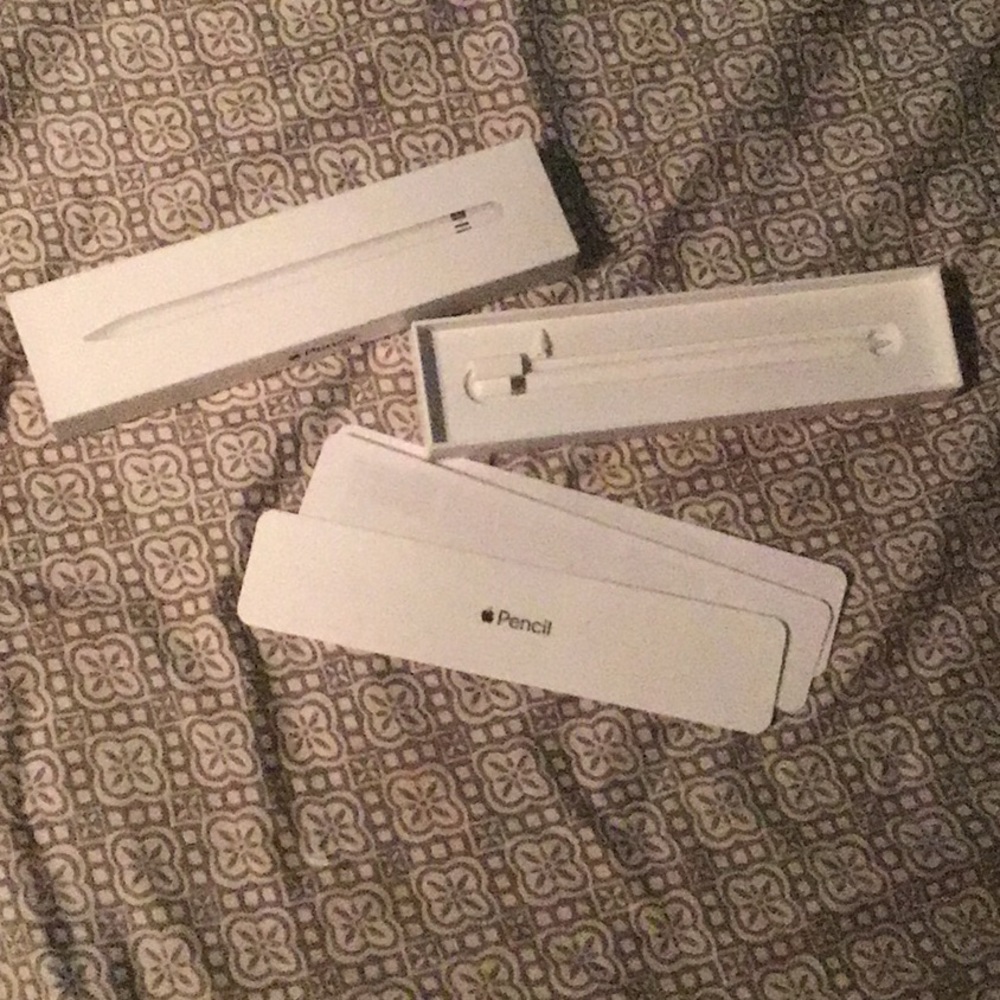 APPLE PENCIL